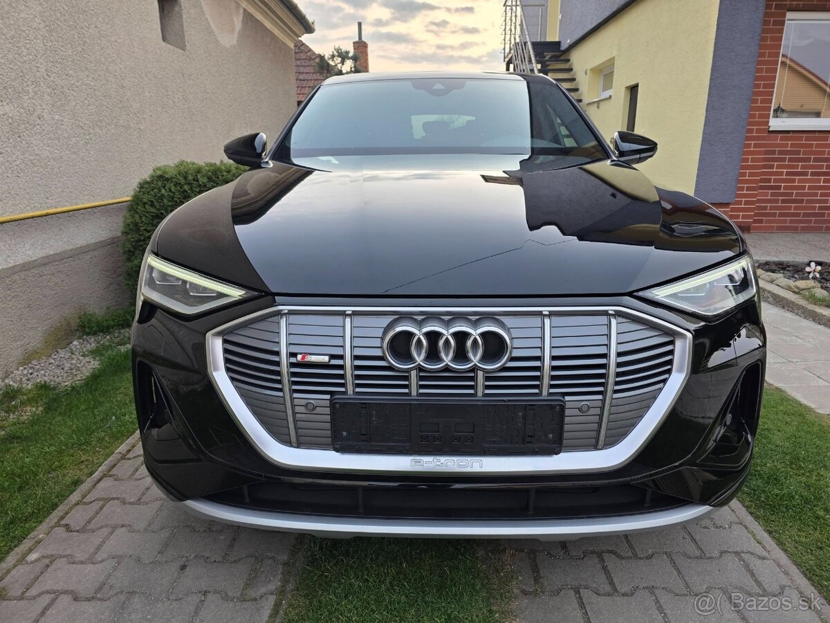 Audi e-tron 50 S-LINE 230 kW 313PS Quattro, Panoráma, Matrix - 4