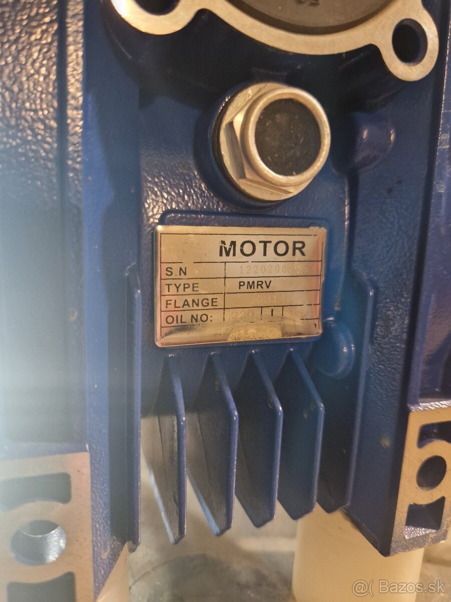 Mlyncek na maso - BARF - 4