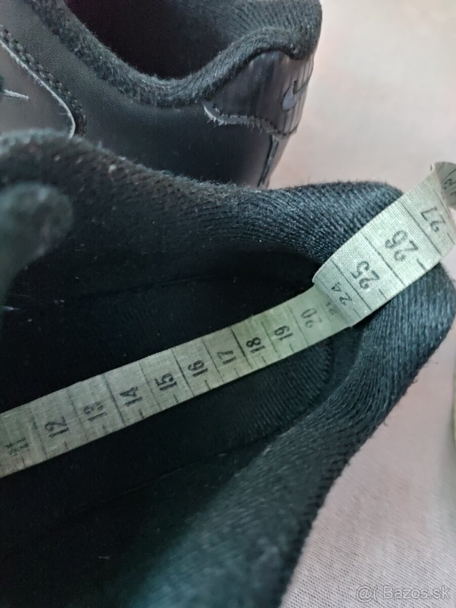 Chlapčenské tenisky Nike veľkosť 30 - 4