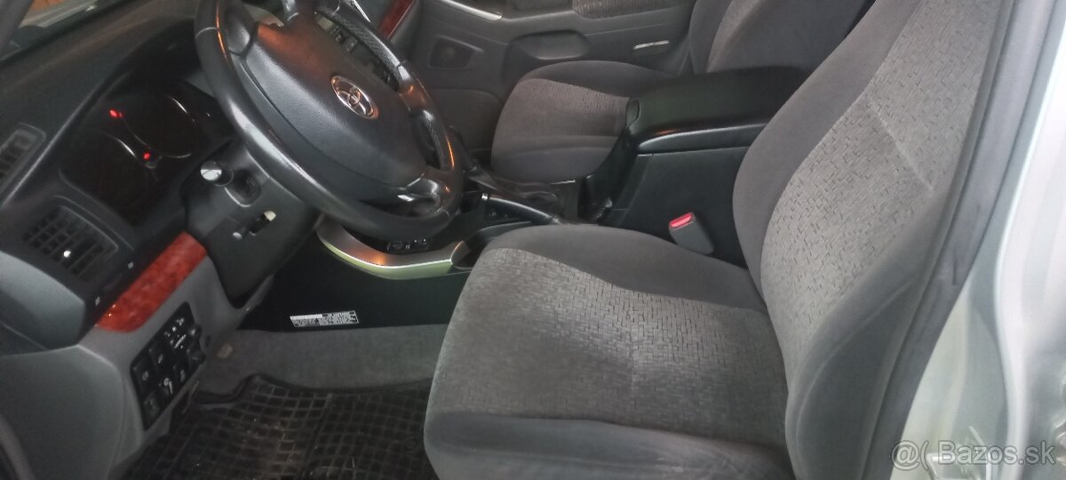 Toyota land cruiser 120 - 4