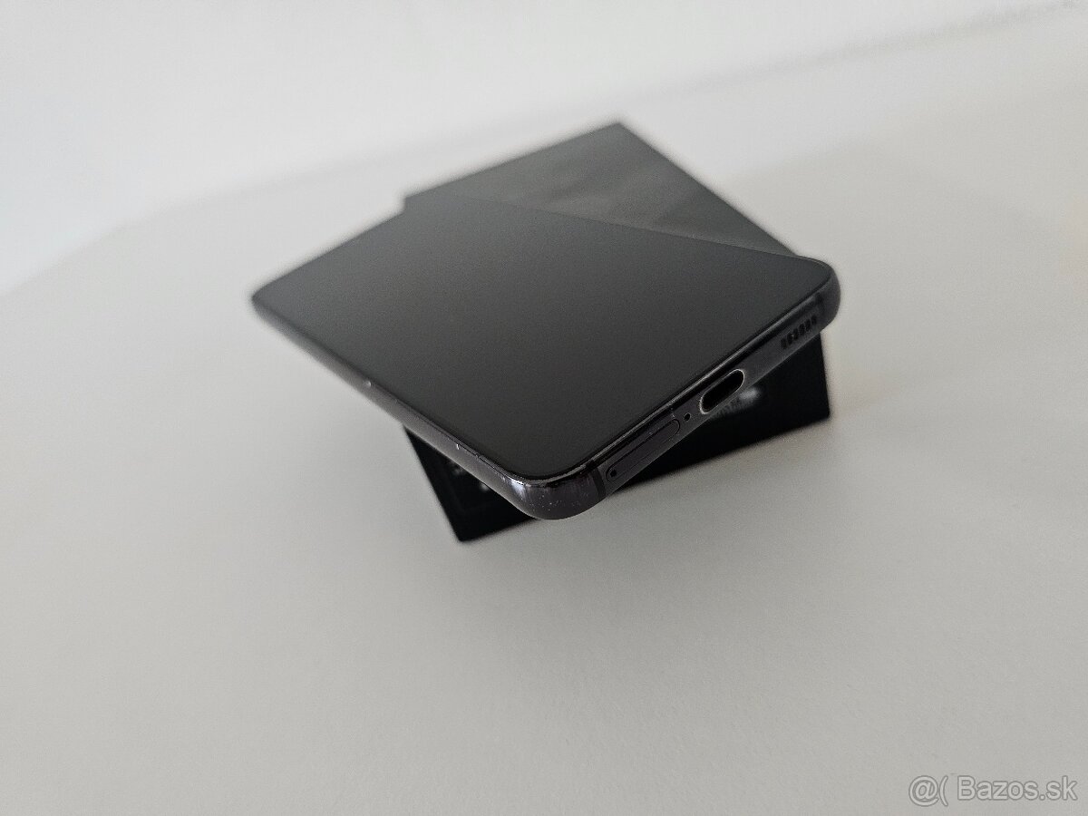 Samsung Galaxy S22 256GB - 4