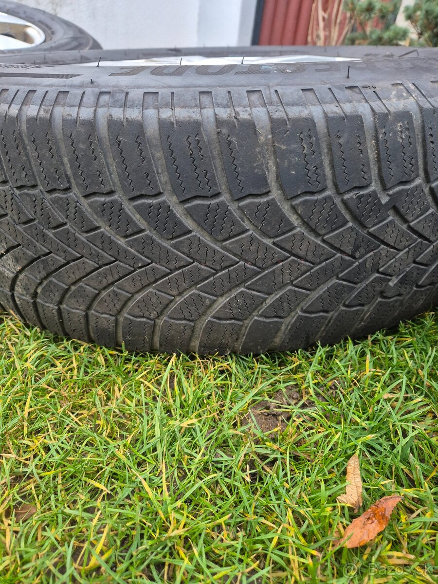 Predam 4ks elektrony s gumami - 4