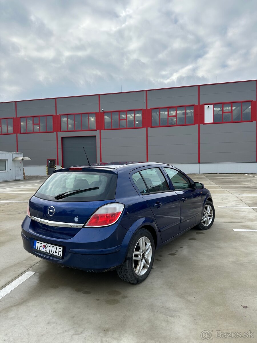 Opel Astra H - 4