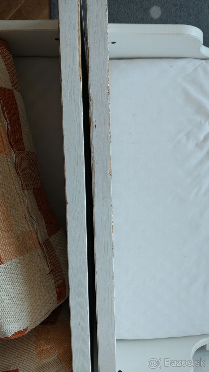 Rastuca postel Sundvik Ikea - 4