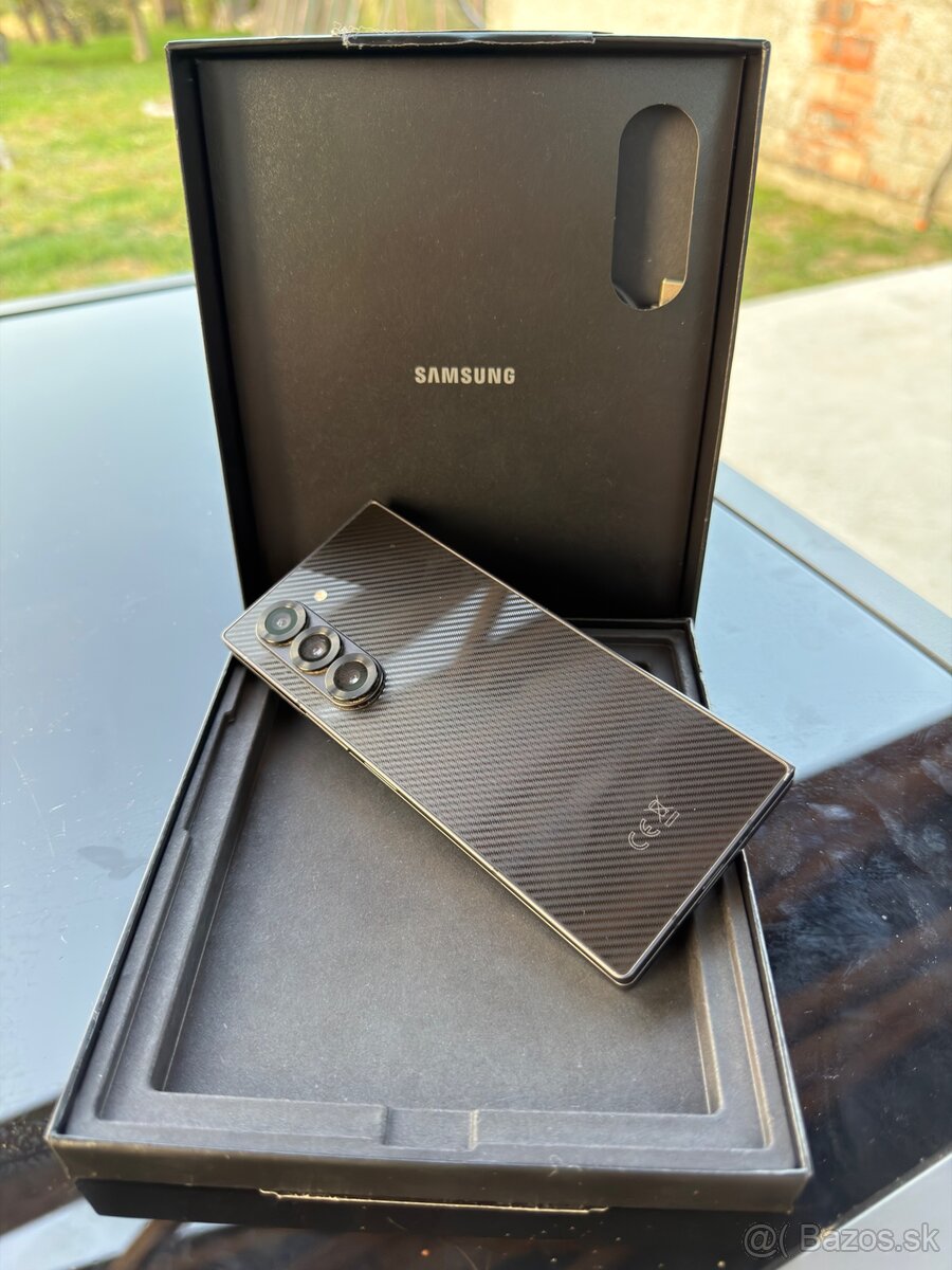 Samsung Galaxy Z Fold 6 - 4