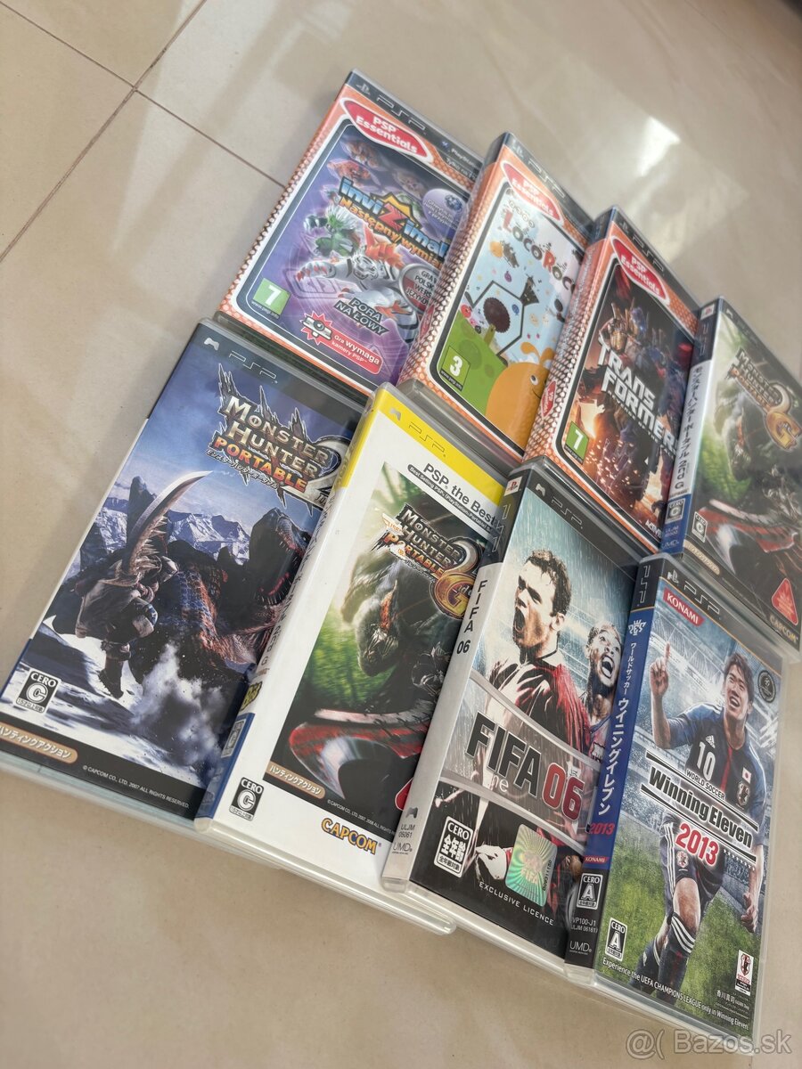 2x Playstation Portable + Hry - 4