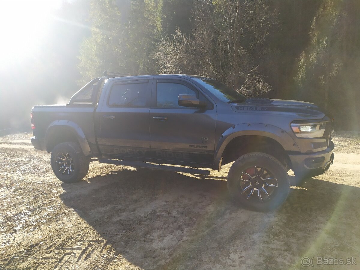 Dodge RAM Rocky Ridge - 4