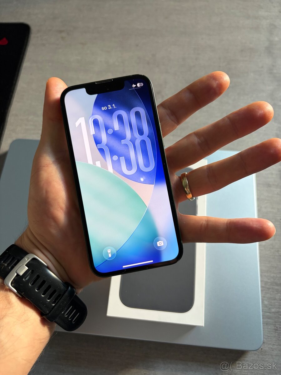 iPhone 13 mini 128 GB - 4