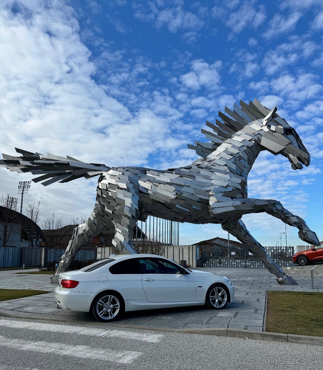 BMW E92 335i X-drive M-packet - 4