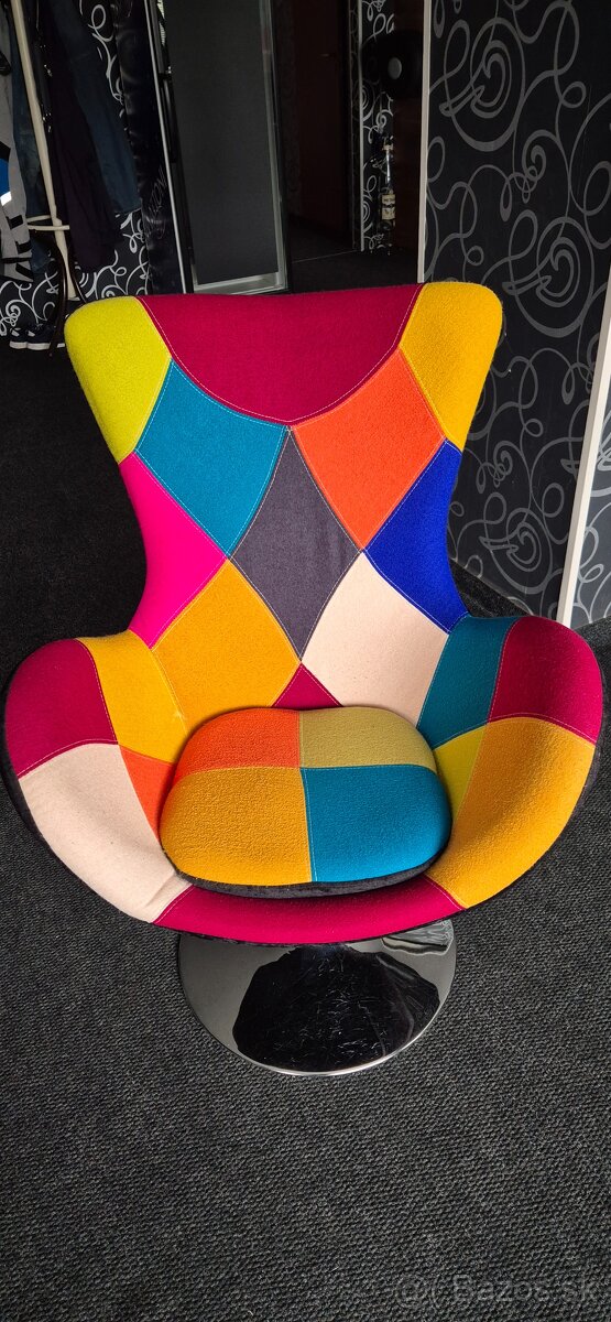 Otočné kreslo. - 4