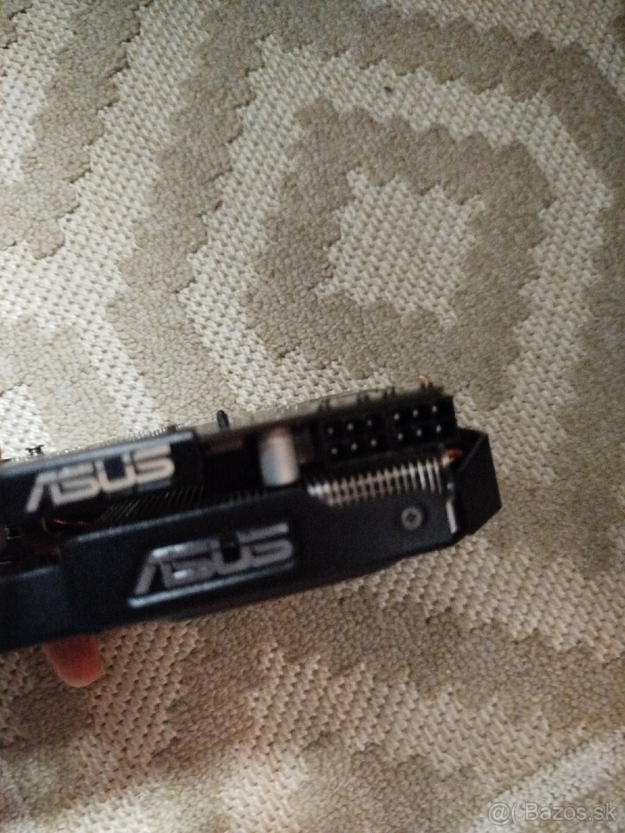 Gtx 560 ti 1 GB ddr5 - 4