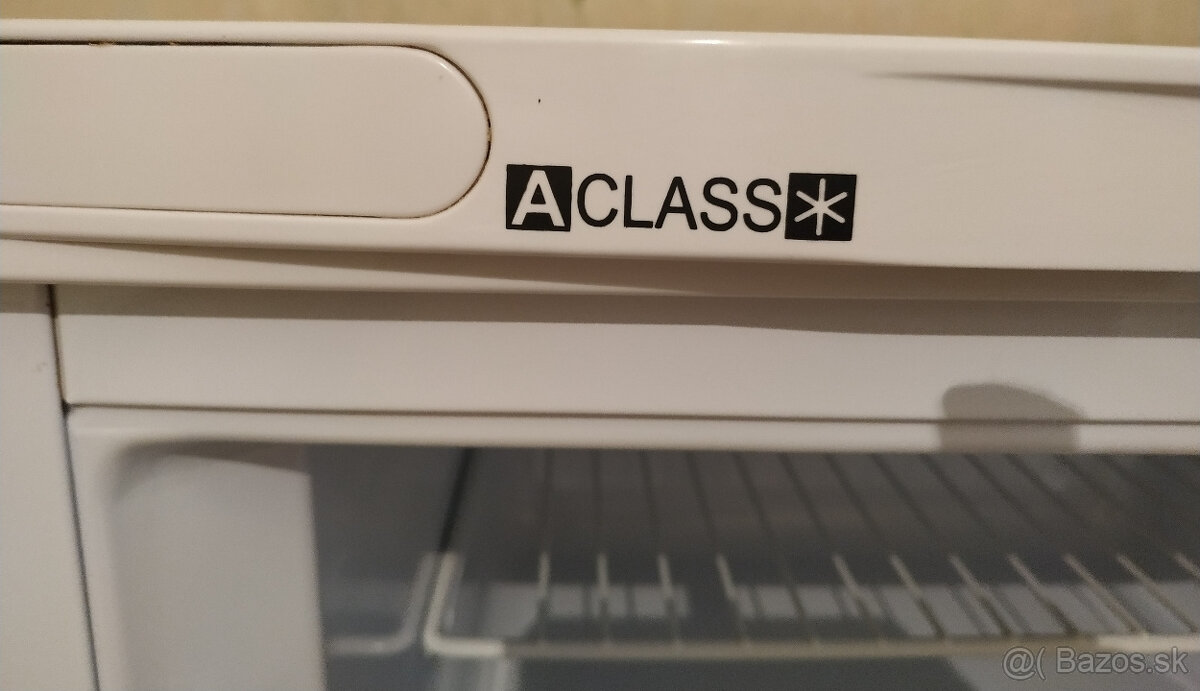 Chladnička s mrazničkou Indesit - 4