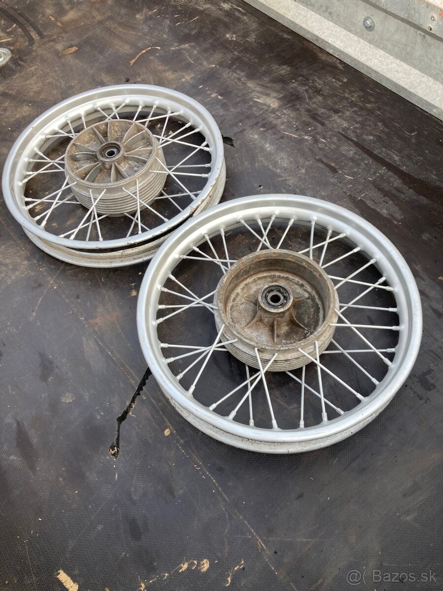 Kolesa jawa “16 - 4