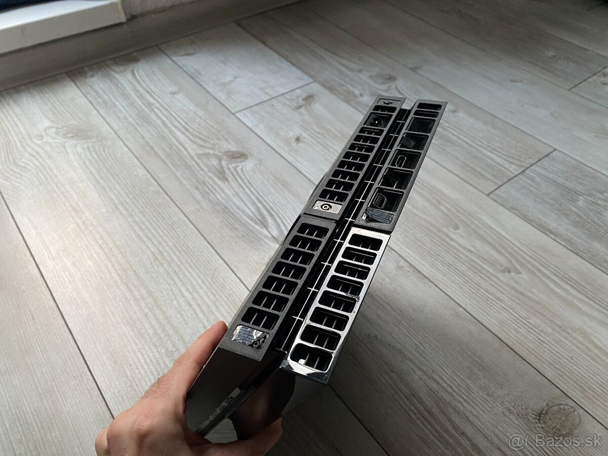 Playstation 4 500Gb - 4