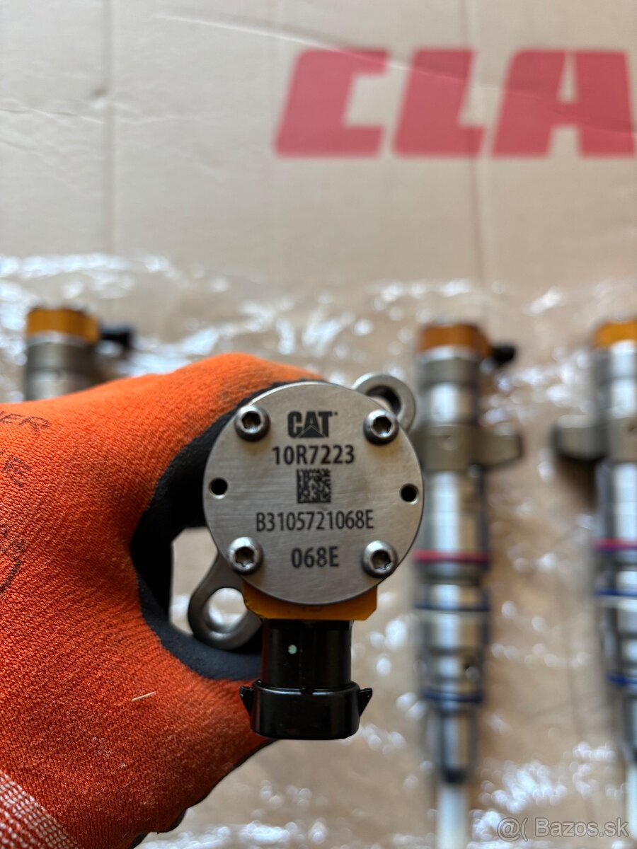 VSTREKOVAČE CLAAS LEXION - 4