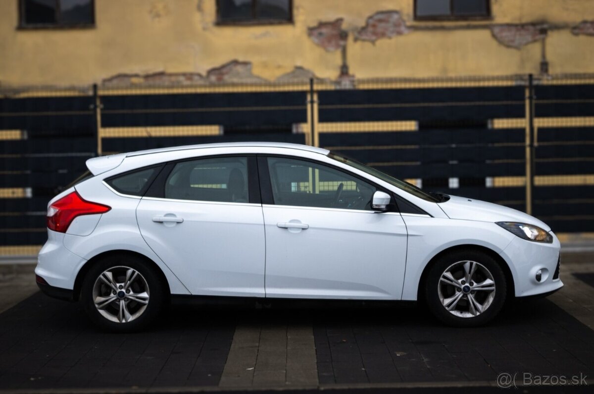 Ford Focus 1.0 - 4