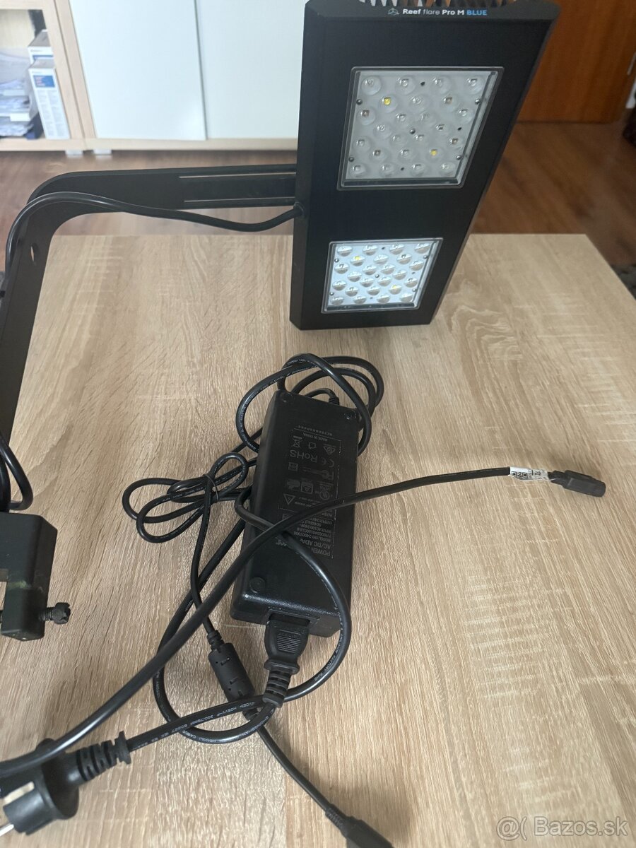 svetlo pre morské akvárium + držiak - 4