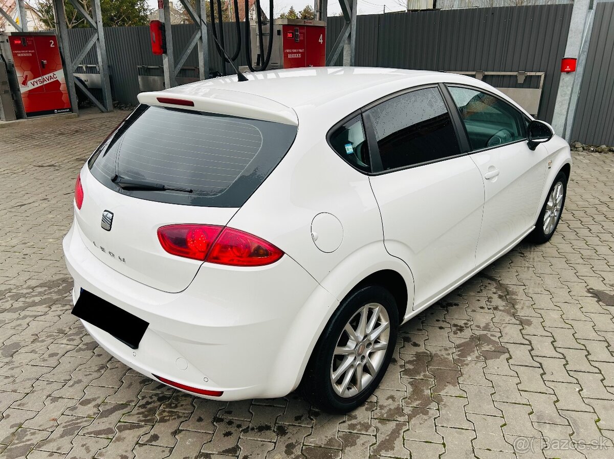 Seat Leon 2.0 TDI 103kW BMM Sport r.v.2010 - 4