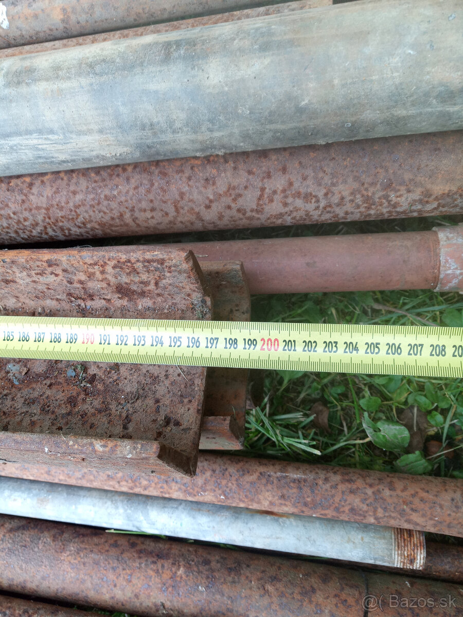 ocelovy material - 4