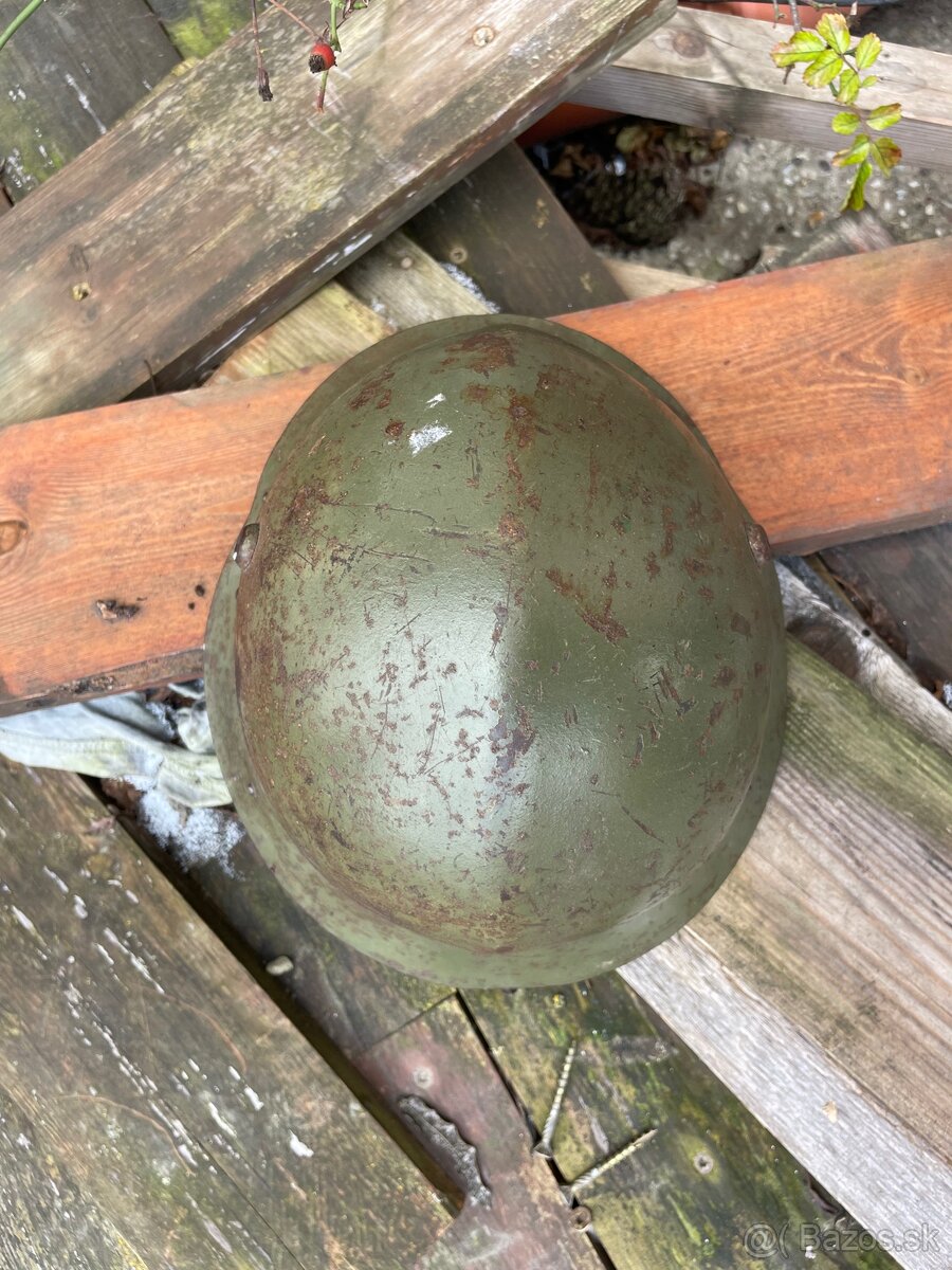 Bulharská prilba m36 typ c - 4