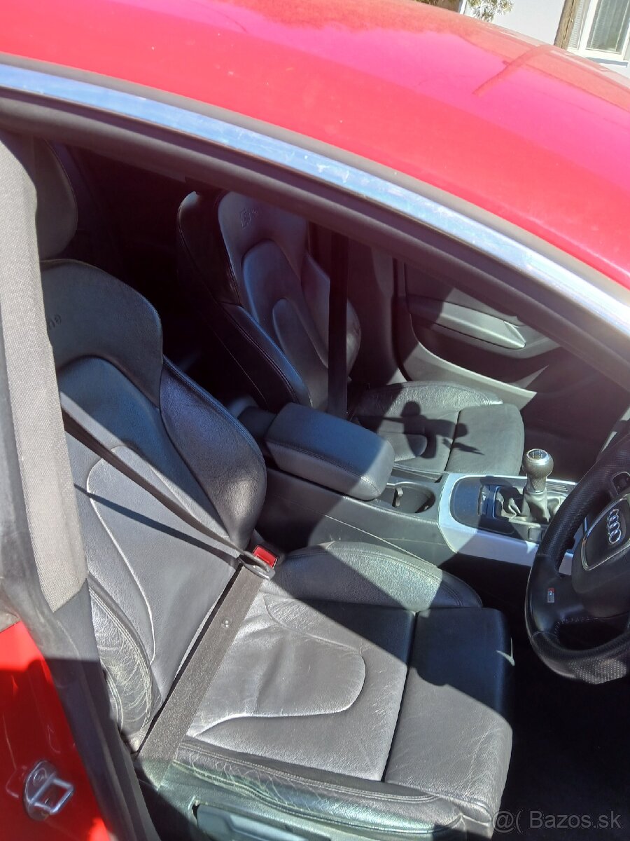 Predám Audi A5 s-line dovoz GB - 4