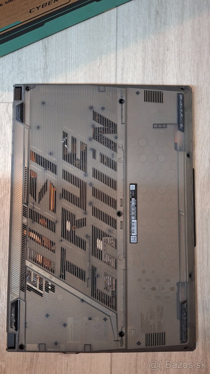 MSI Cyborg 15 - 4