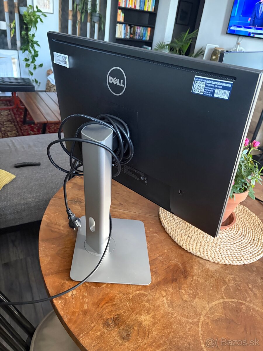 Monitor Dell UltraSharp U2415 24.1 palcovy - 4