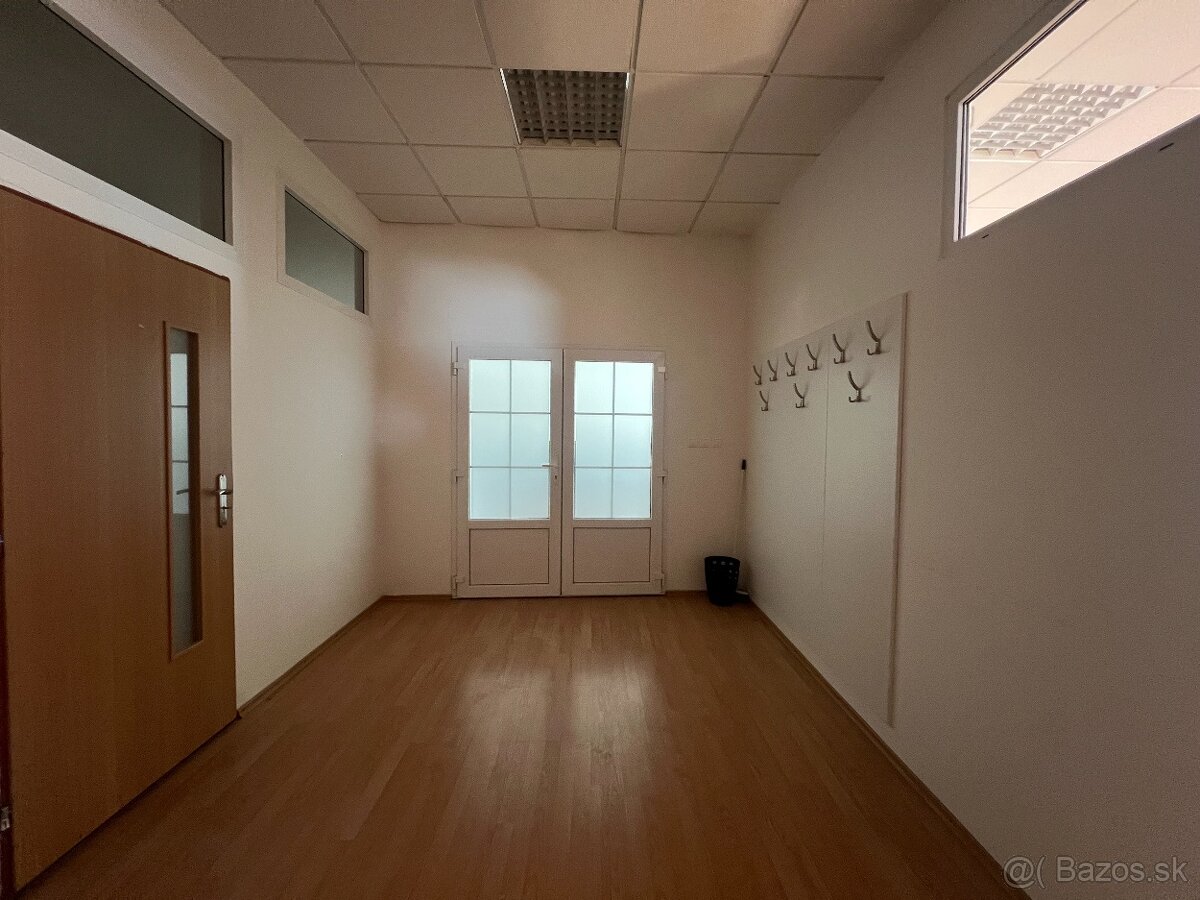 Priestor na kancelárie, Dolný Kubín - 4