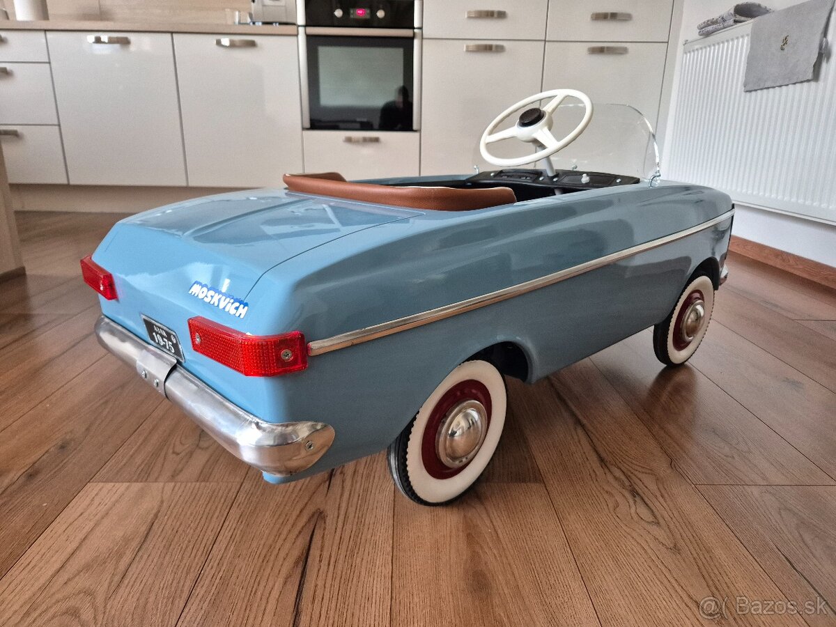 Šlapacie autíčko moskvič - 4