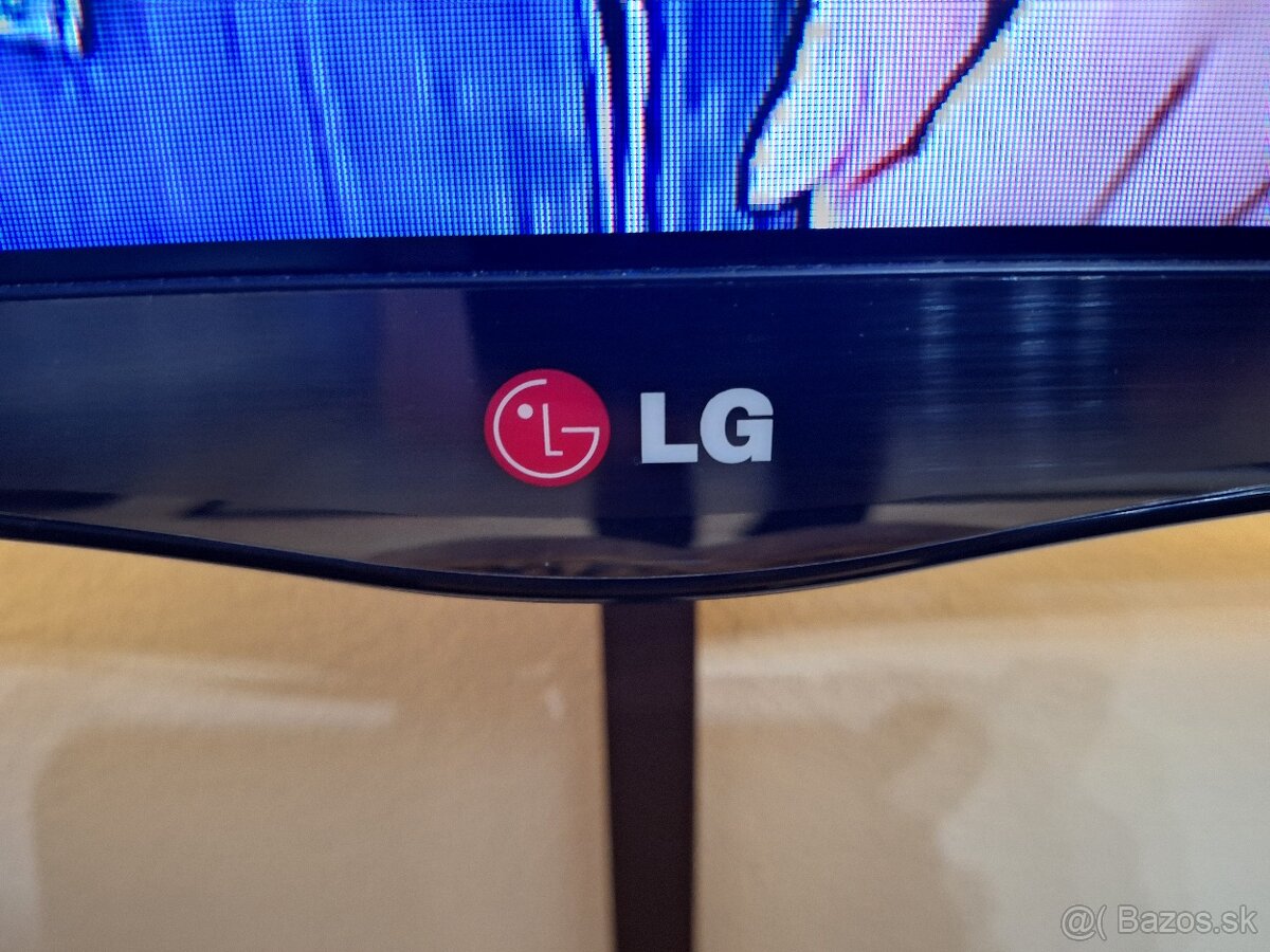 TELEVIZOR ....LG....SMART , 3D - 4