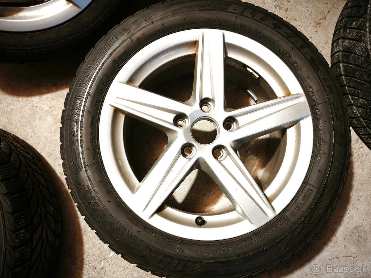 Audi A3 (8V) - originál 16" alu disky s pneu - 4