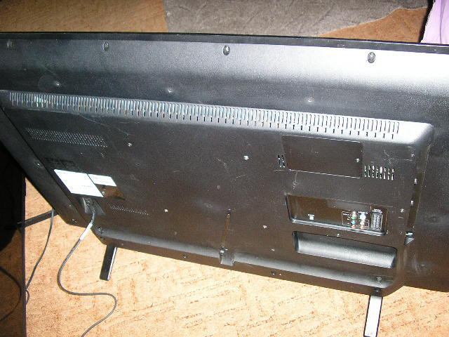 Predam LED televizor - 4