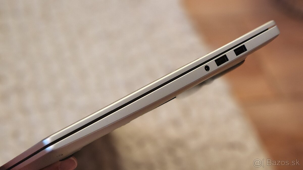 Huawei MateBook D15 – i5 / 8 GB / 512 GB SSD - 4