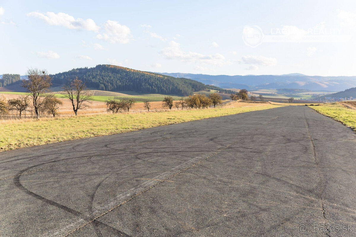 Atraktívny pozemok na podnikanie (3 ha) pri Klčove - 4