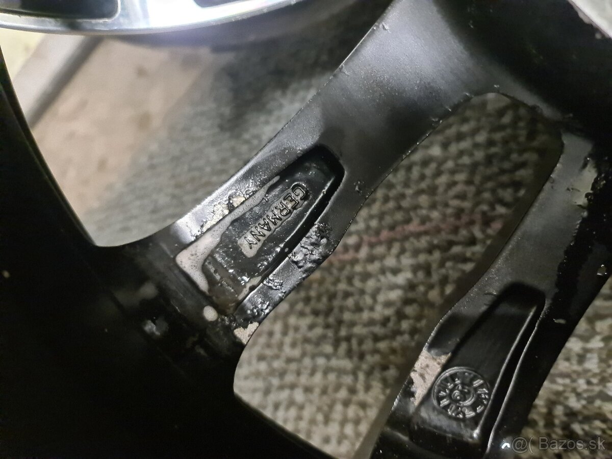 5X112 R17 ALU DISKY 7,0J ET50 - 4