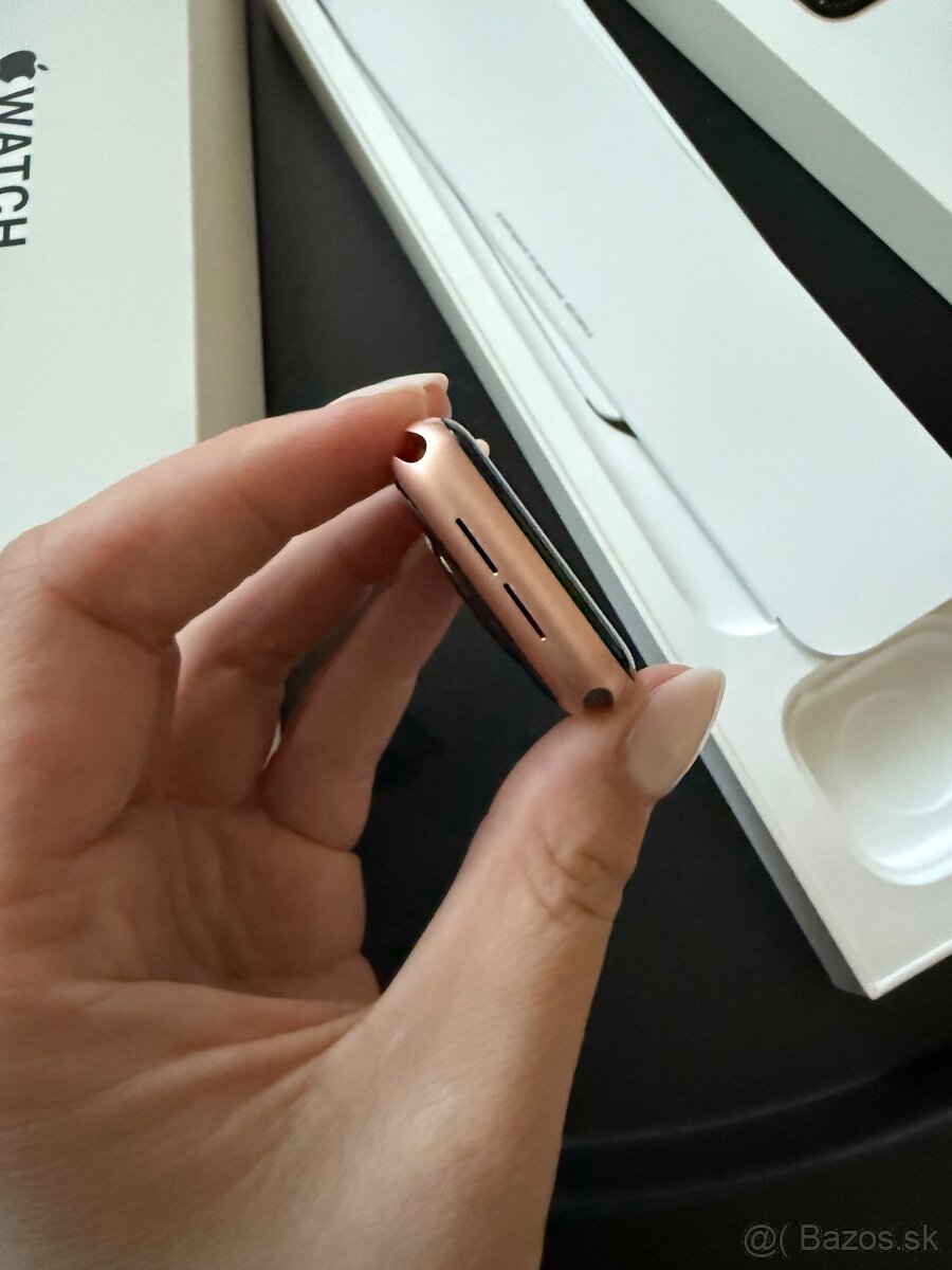Apple watch SE - 4