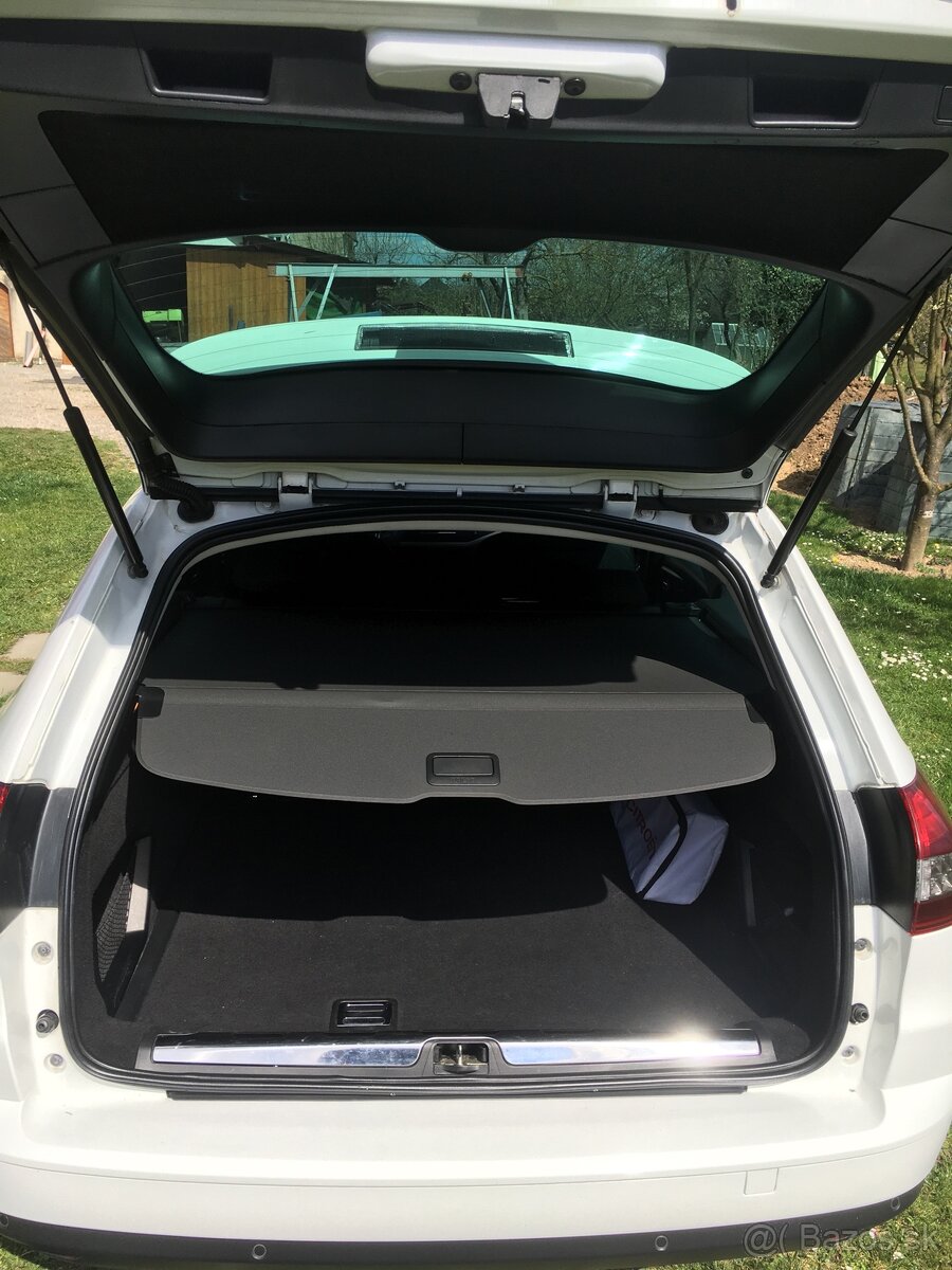 Predám Citroen C5 r.v.2015.cena 4900€ - 4