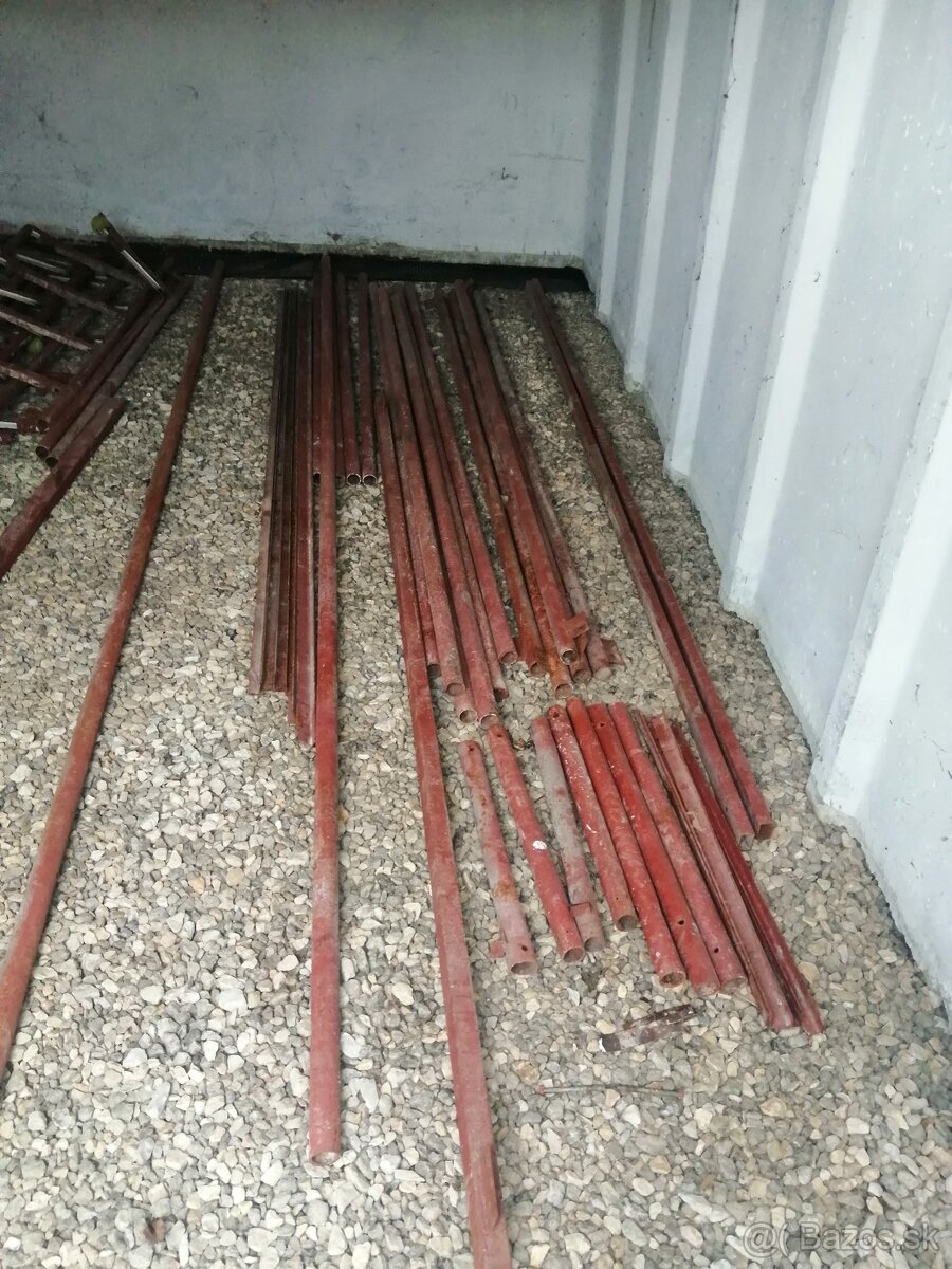 Regály do garáže dielne Kovove - 4