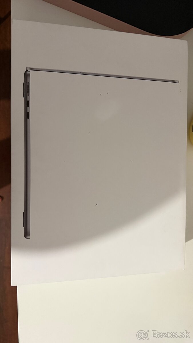 MacBook Air 13 M3 Space gray - 4