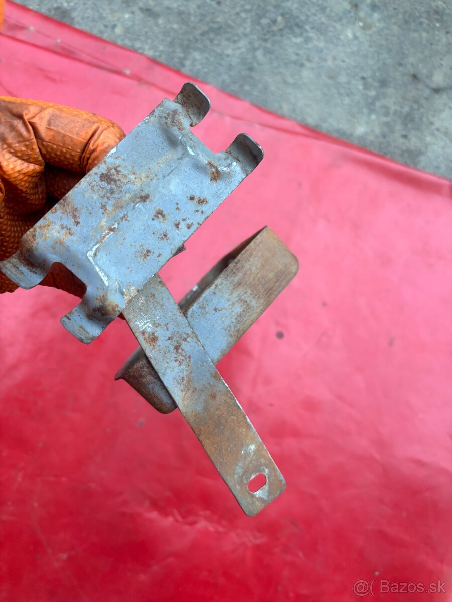 Jawa pionier držiak náradia / lekárničky - 4