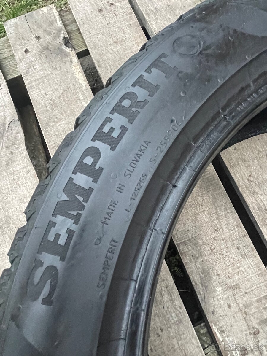 Kusovka 2023 225/45 R17 Semperit - 4