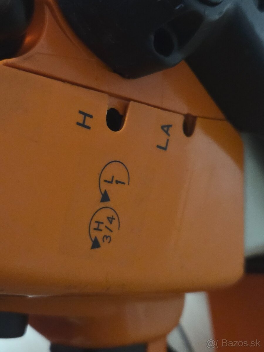 Stihl ms 250C motorova pila - 4