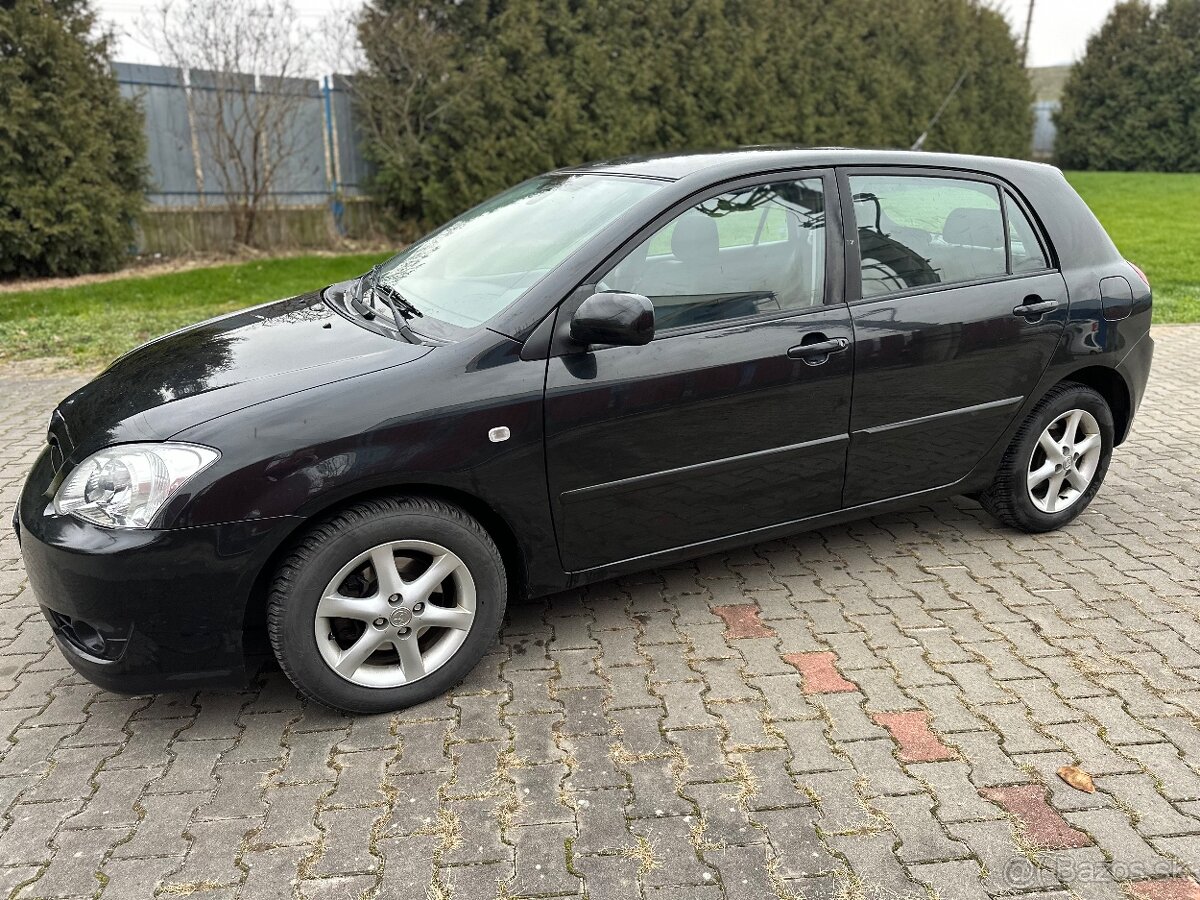 Toyota Corolla 2.0 D-4D Sol Hatchback - 4