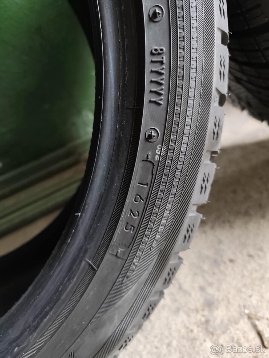 Zimné pneumatiky Yokohama Advan Winter - 4