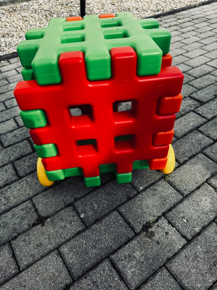 predám stavebnicu veľké kocky 20ks - 4