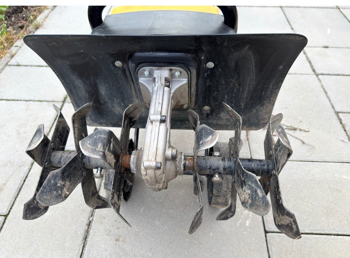 Kultivátor Riwall ret 4014 - 4