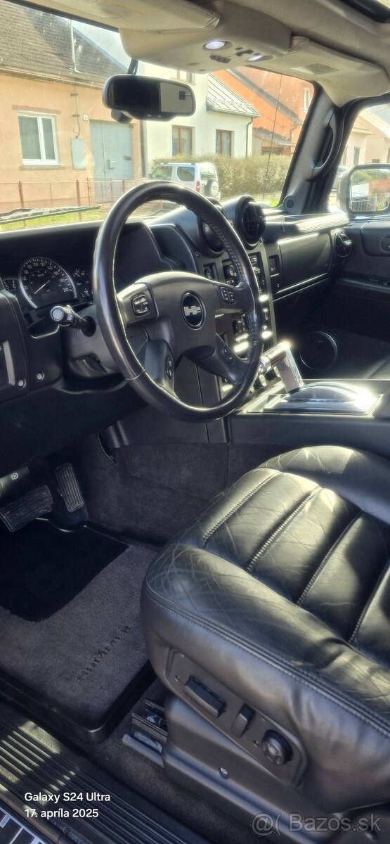 HUMMER H2