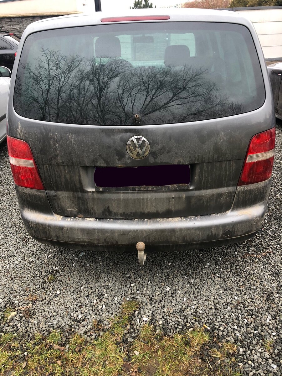 Rozpredám VW Touran 1.9 TDI 77kw - 4