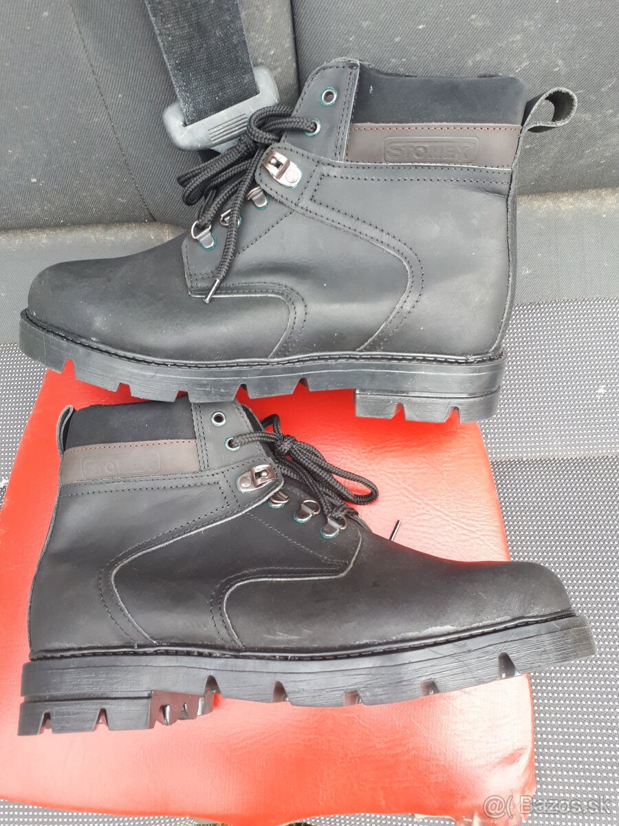 Pracovná teplá obuv - 4