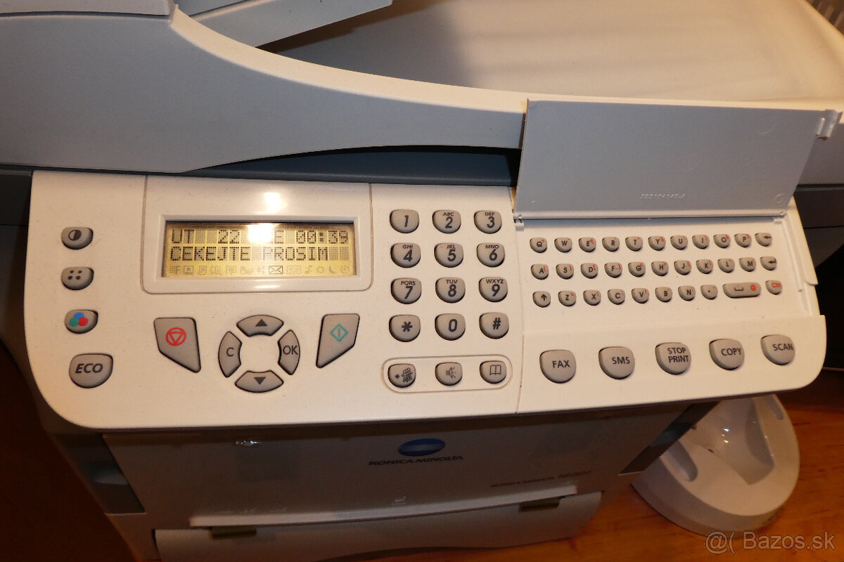 Konica Minolta 1600f - 4